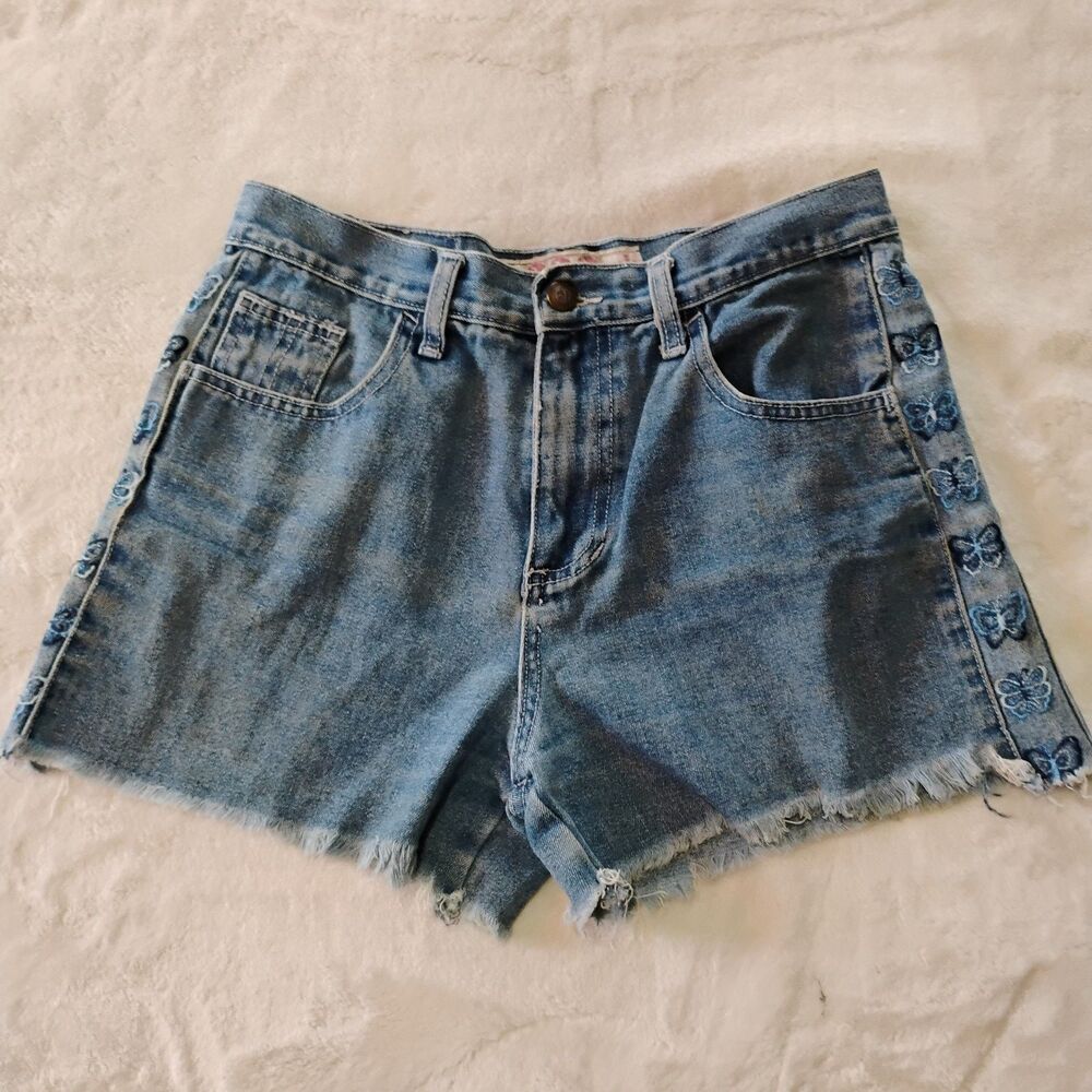 VTG Y2K Second Generation Butterfly Embroidered Denim Shorts Sz 9 Cutoff Raw Hem
